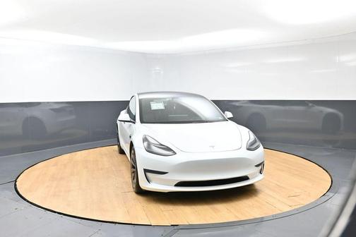 Pearl White Multi 2023 Tesla Model 3 Base