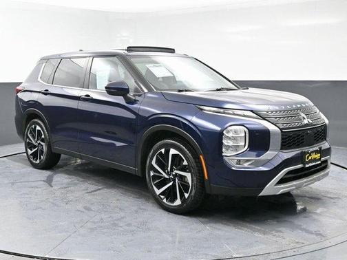 2023 Mitsubishi Outlander PHEV SE