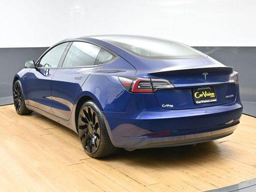 Deep Blue Metallic 2021 Tesla Model 3 Performance