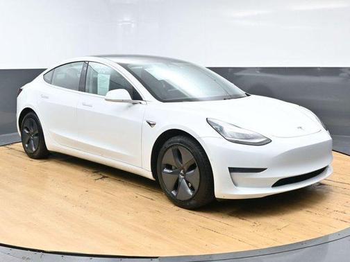 White 2020 Tesla Model 3 Standard Range Plus