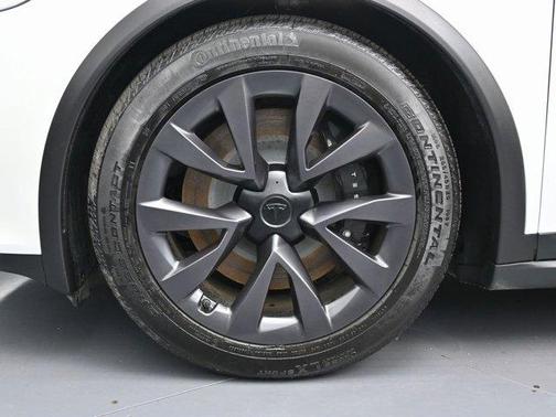 2024 Tesla Model X Base