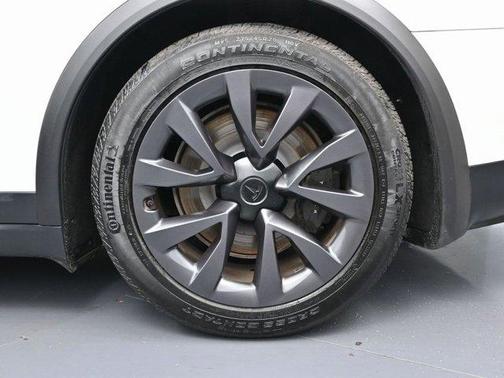 2024 Tesla Model X Base