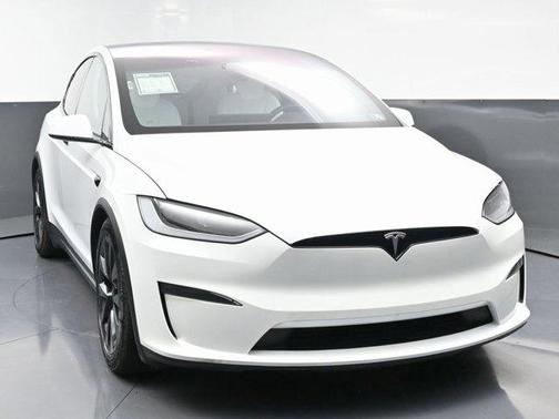 2024 Tesla Model X Base
