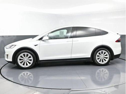 2020 Tesla Model X Long Range