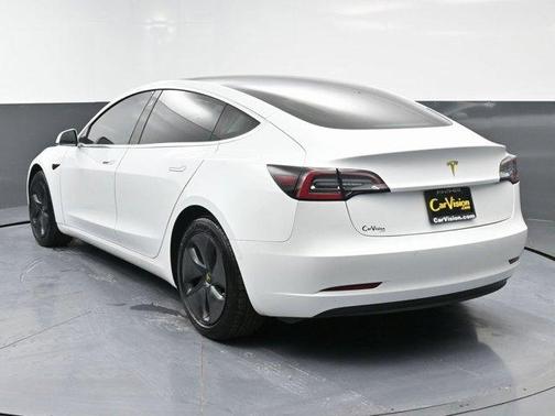 2019 Tesla Model 3 Mid Range