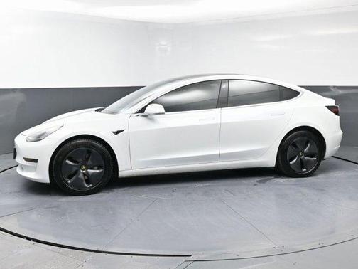 2019 Tesla Model 3 Mid Range
