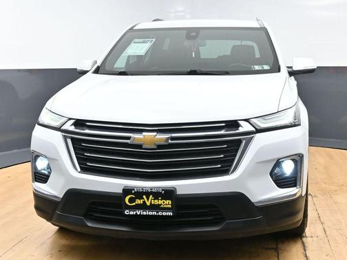 Summit White 2023 Chevrolet Traverse LT Leather