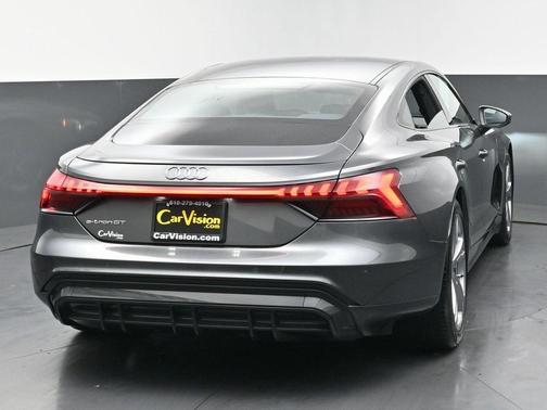 2023 Audi e-tron GT Premium Plus