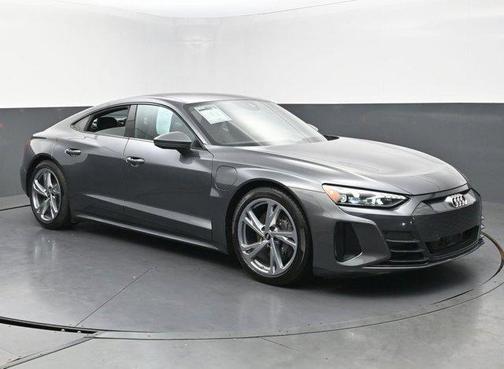 2023 Audi e-tron GT Premium Plus