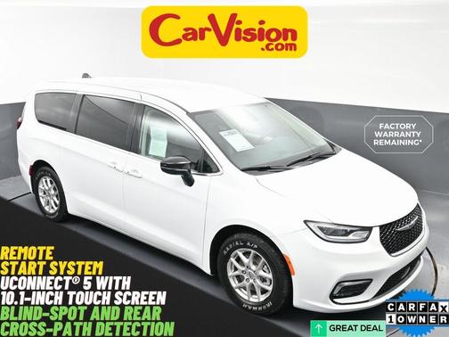 2024 Chrysler Pacifica Touring-L