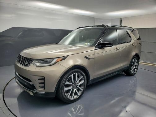 2023 Land Rover Discovery P300 R-Dynamic S