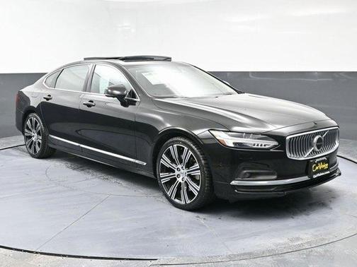 2023 Volvo S90 B6 Plus