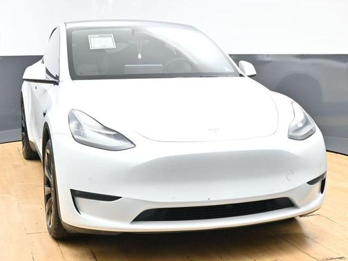 Pearl White Multi 2021 Tesla Model Y Long Range