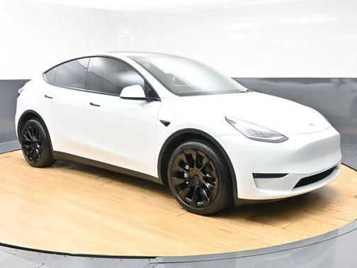 Pearl White Multi 2021 Tesla Model Y Long Range