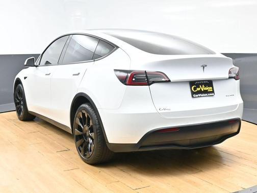 Pearl White Multi 2021 Tesla Model Y Long Range