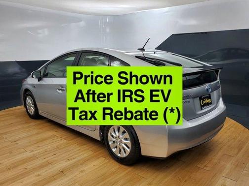 2015 Toyota Prius Plug-in Base