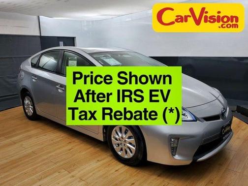 2015 Toyota Prius Plug-in Base