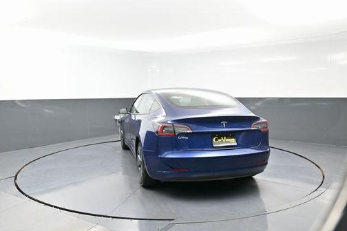 2022 Tesla Model 3 Base