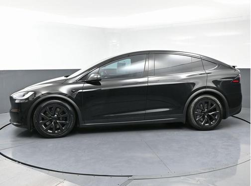 2023 Tesla Model X Base