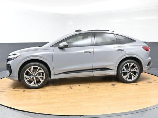 Pebble Gray 2024 Audi Q4 e-tron 50 Premium Plus