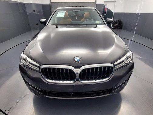 2022 BMW 530 i xDrive