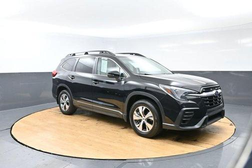 Crystal Black Silica 2023 Subaru Ascent Premium 7-Passenger