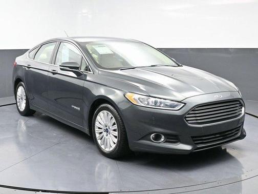 2015 Ford Fusion Hybrid SE