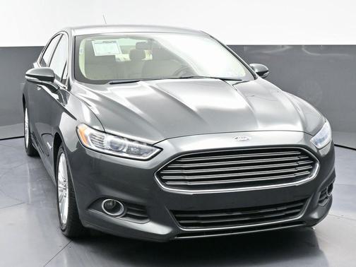 2015 Ford Fusion Hybrid SE