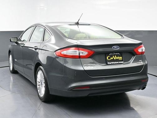 2015 Ford Fusion Hybrid SE