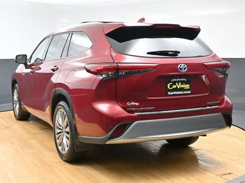 Red 2021 Toyota Highlander Hybrid Platinum
