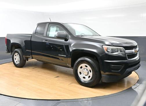 Black 2016 Chevrolet Colorado WT