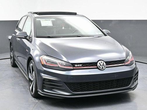 2018 Volkswagen Golf GTI 2.0T SE 4-Door