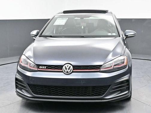 2018 Volkswagen Golf GTI 2.0T SE 4-Door