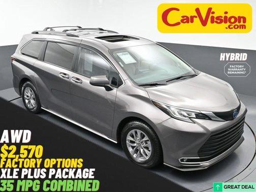 2022 Toyota Sienna XLE