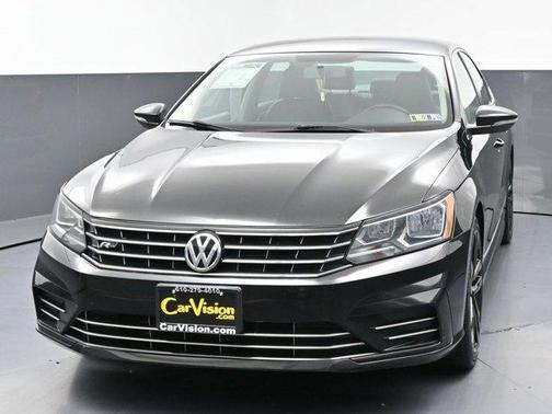 2016 Volkswagen Passat 1.8T R-Line w/ Comfort