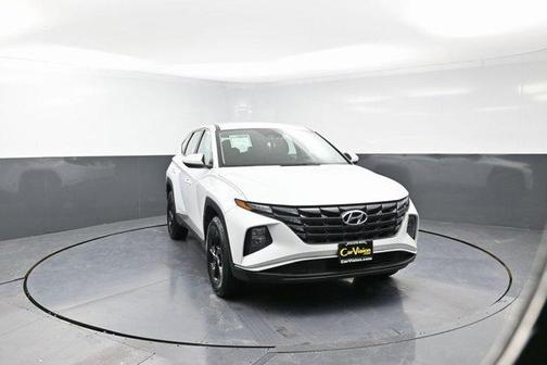 2022 Hyundai TUCSON SE