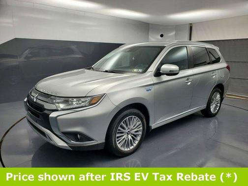 2022 Mitsubishi Outlander PHEV SEL