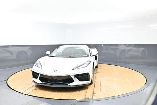 Arctic White 2023 Chevrolet Corvette Stingray w/2LT