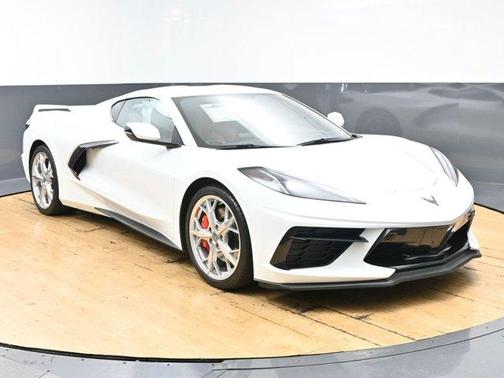 Arctic White 2023 Chevrolet Corvette Stingray w/2LT