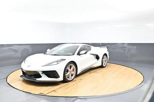 Arctic White 2023 Chevrolet Corvette Stingray w/2LT