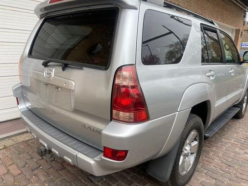 2004 Toyota 4Runner SR5 Sport