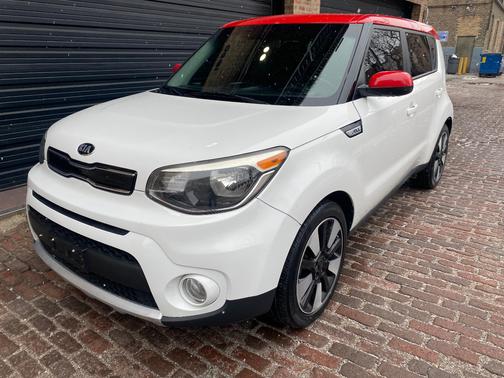 2017 Kia Soul +