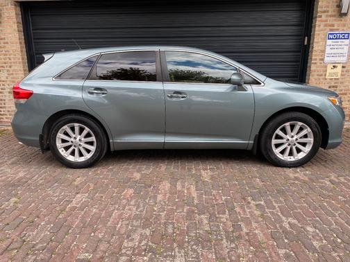 2011 Toyota Venza Base