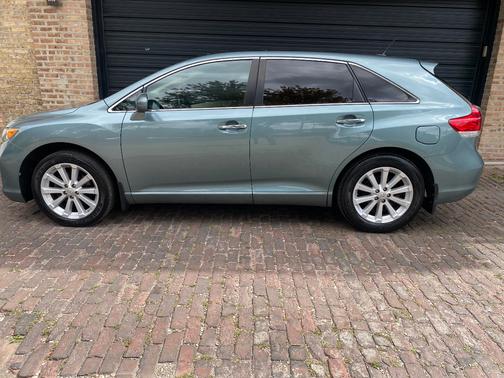 2011 Toyota Venza Base