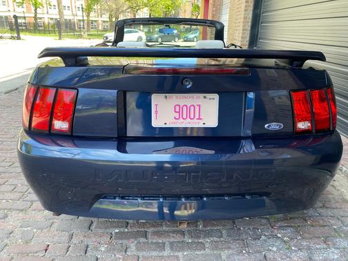 2001 Ford Mustang 