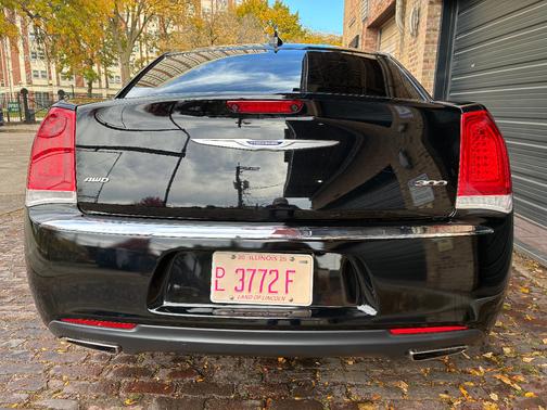 2019 Chrysler 300 Limited