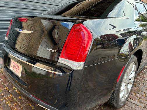 2019 Chrysler 300 Limited