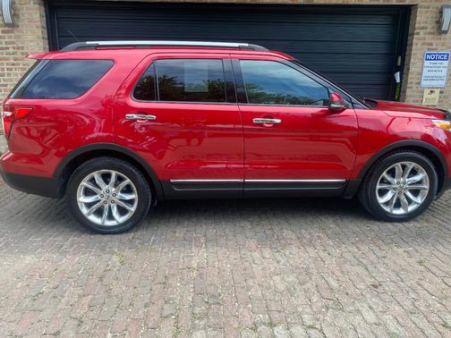 2011 Ford Explorer Limited