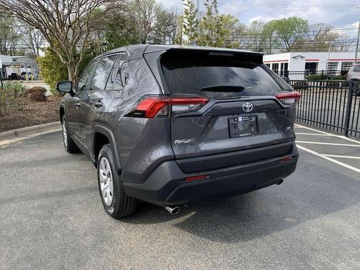 Magnetic Gray Metallic 2022 Toyota RAV4 LE