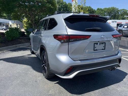 Celestial Silver 2022 Toyota Highlander XSE